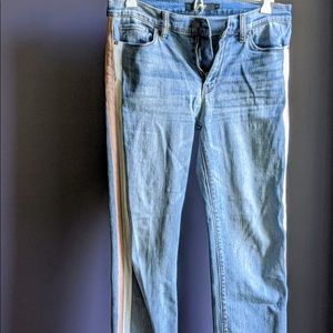Jeans with side striped